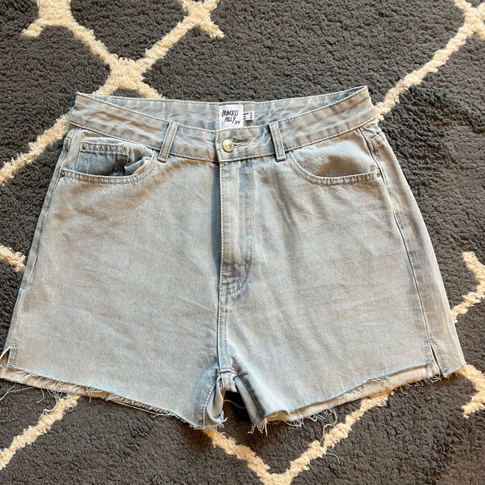 Princess Polly shorts